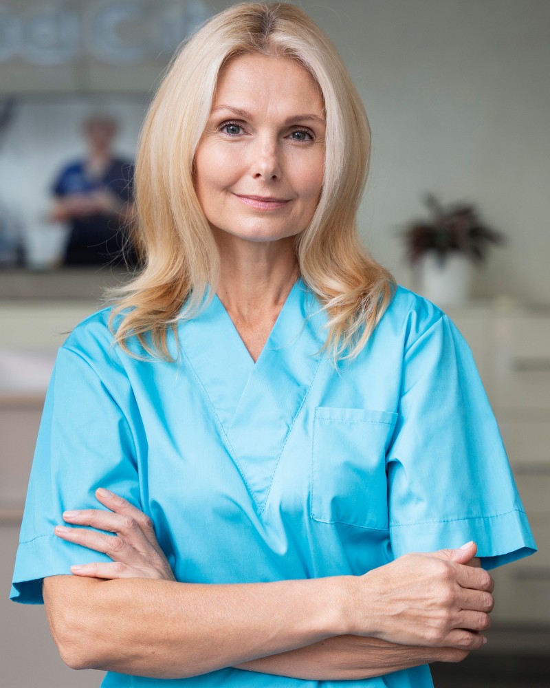 medium-shot-smiley-doctor-1.jpg